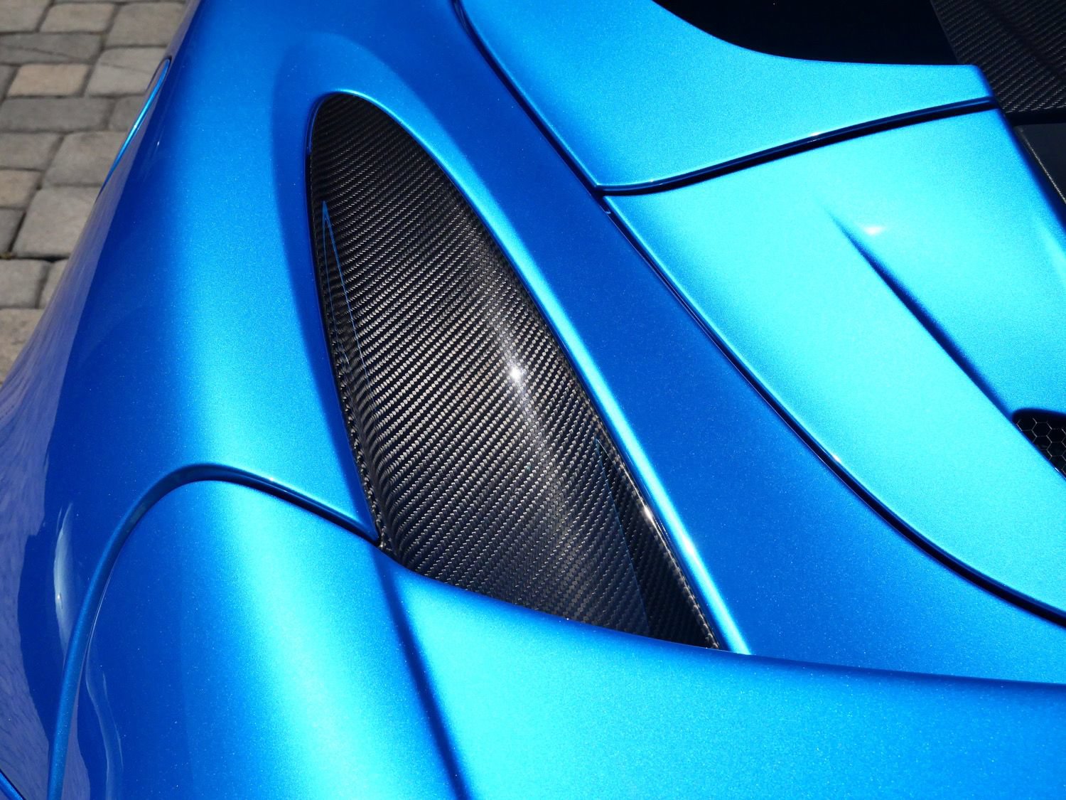 Used 2022 McLaren 765LT photo 20
