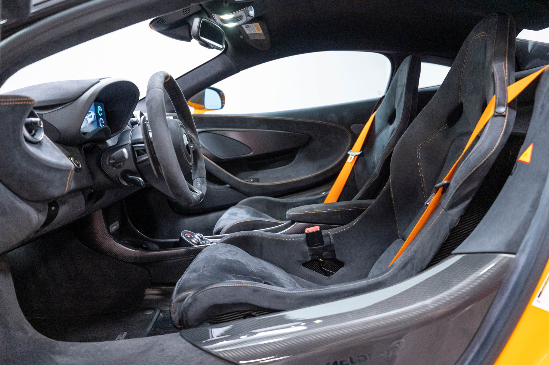 Used 2019 McLaren 600LT photo 8
