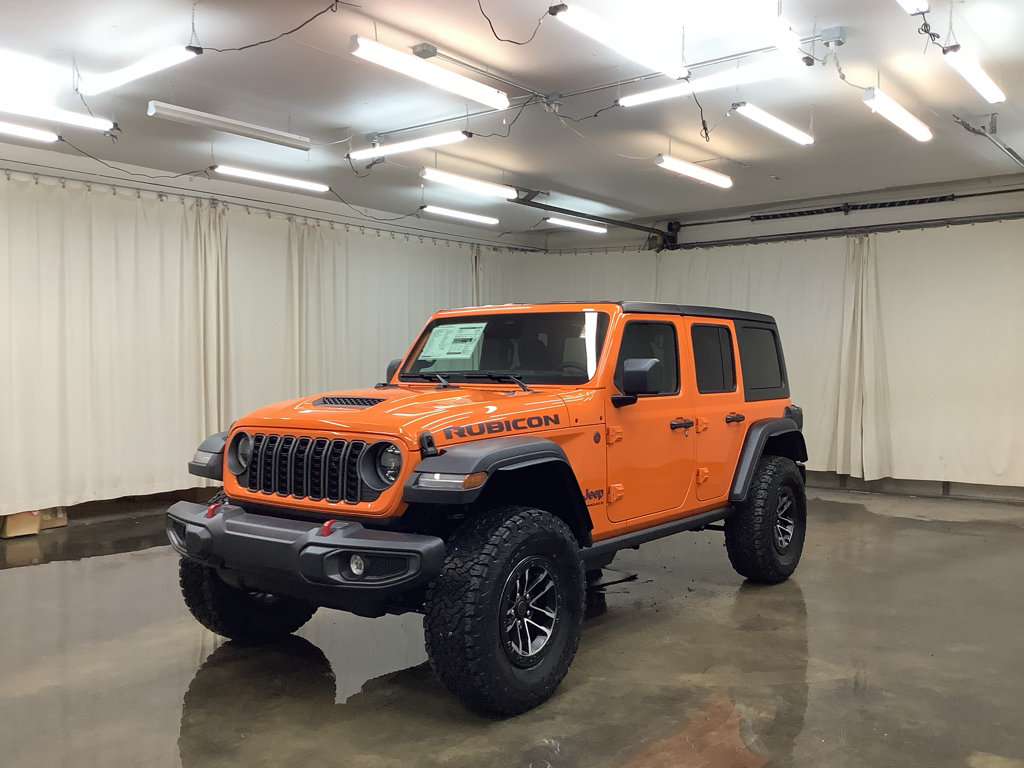 New 2026 Jeep Wrangler Unlimited Rubicon w/ Xtreme 35 Tire Package