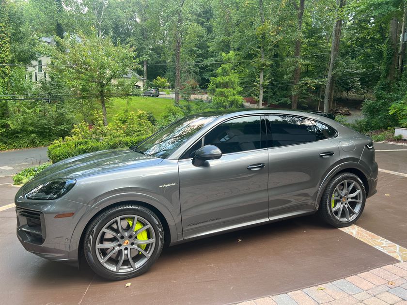 Used 2024 Porsche Cayenne Turbo for Sale Kelley Blue Book