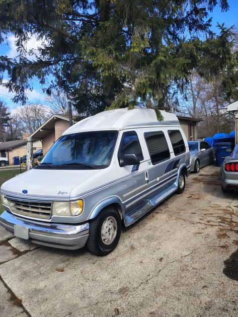 1994 Ford Ford E150 Explorer Van Used 1994 Ford E-150 And