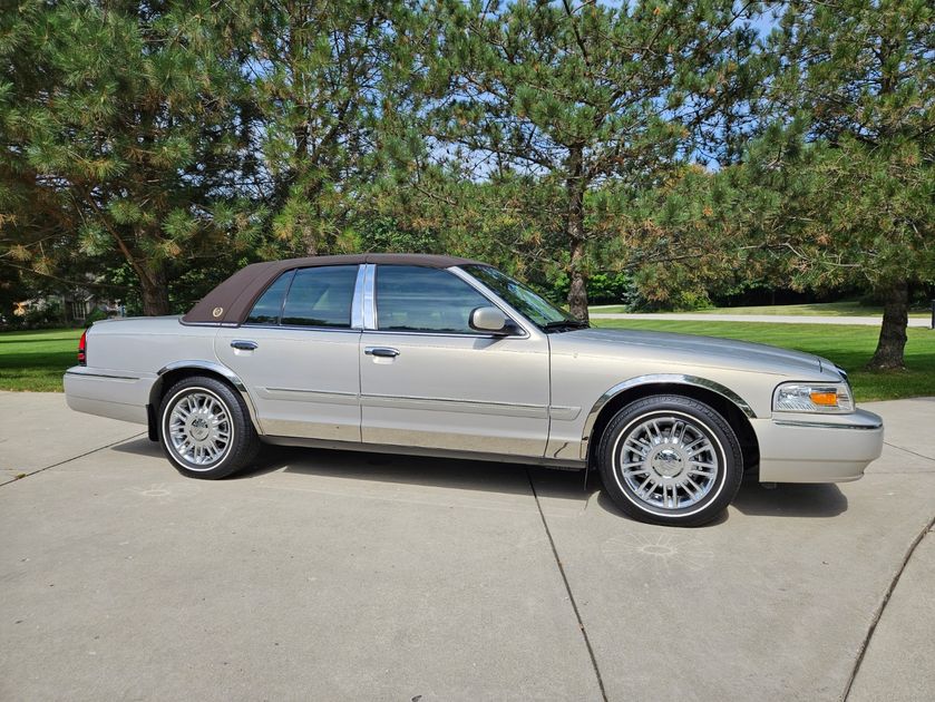 Used Mercury Cars for Sale Near Me in Sussex, WI Autotrader