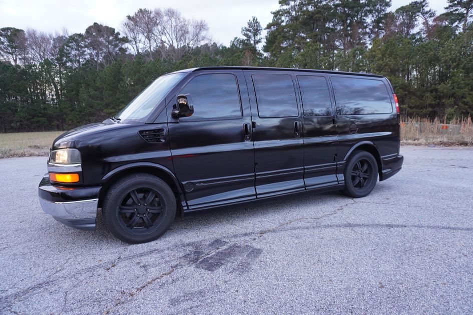 Used 2009 Chevy Express 1500 Vans for Sale Near Me Autotrader