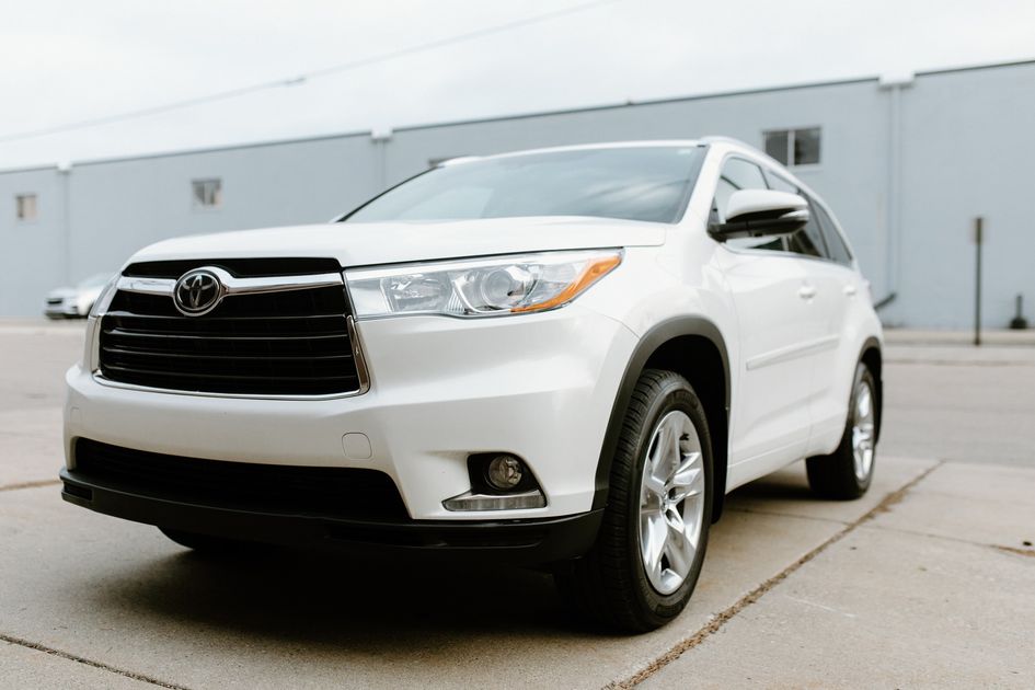 Used Toyota Highlander For Sale Right Now Under $25,000 - Autotrader