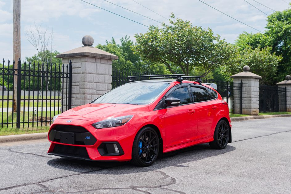 Used 2016 Ford Focus RS for Sale Near Me | Edmunds