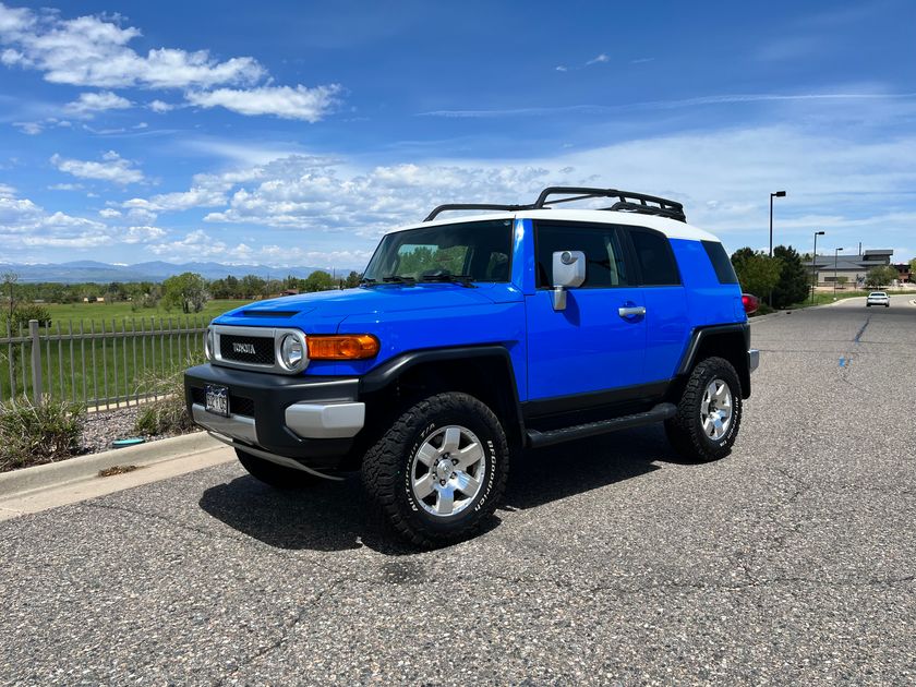 Used Toyota FJ Cruiser for Sale Near Me in Aurora, CO Autotrader