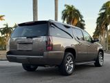 Used 2011 GMC Yukon XL Denali image 3