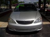 Used 2004 Toyota Camry LE image 2