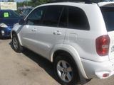 Used 2004 Toyota RAV4 LE image 6