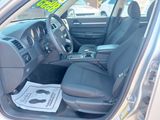 Used 2010 Dodge Charger SE image 2