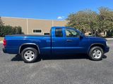 Used 2009 Dodge Dakota Big Horn image 2