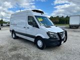 Used 2018 Freightliner Sprinter 3500 image 4