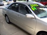 Used 2004 Toyota Camry LE image 4