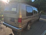 Used 1999 Ford E-150 and Econoline 150 image 3