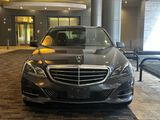 Used 2014 Mercedes-Benz E 350 4MATIC Sedan image 2