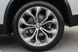 Used 2017 BMW X5 xDrive40e image 2