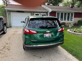 Used 2019 Chevrolet Equinox LT image 2