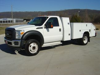 Used 2015 Ford F550 image 1