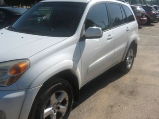 Used 2004 Toyota RAV4 LE image 1