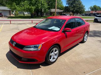 Used 2014 Volkswagen Jetta SE image 1