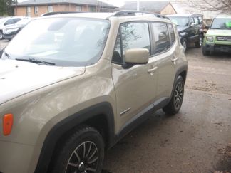 Used 2015 Jeep Renegade Latitude image 1