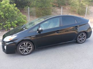 Used 2011 Toyota Prius Three image 1