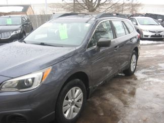 Used 2017 Subaru Outback 2.5i image 1