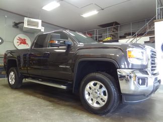 Used 2015 GMC Sierra 2500 SLE image 1