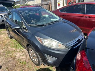 Used 2011 Ford Fiesta SEL image 1