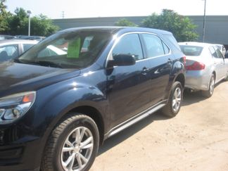 Used 2017 Chevrolet Equinox LT image 1