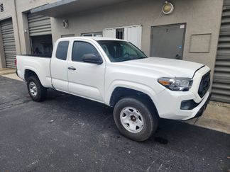 Used 2020 Toyota Tacoma SR5 image 1