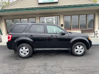 Used 2010 Ford Escape XLT image 1