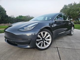 Used 2018 Tesla Model 3 Long Range image 1