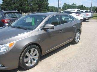 Used 2011 Buick LaCrosse CXL image 1