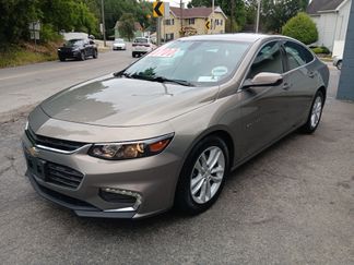 Used 2017 Chevrolet Malibu LT image 1