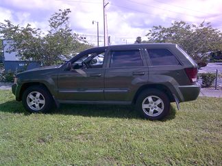 Used 2007 Jeep Grand Cherokee Laredo image 1