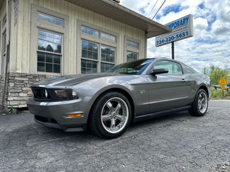 Used 2010 Ford Mustang GT image 1