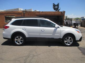 Used 2014 Subaru Outback 2.5i Limited image 1