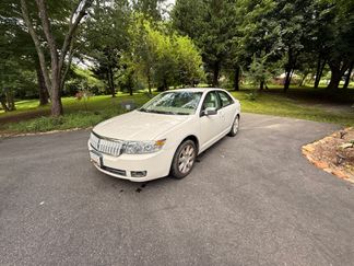 Used 2008 Lincoln MKZ image 1
