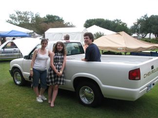 Used 1994 Chevrolet S10 Pickup 2WD Regular Cab image 1