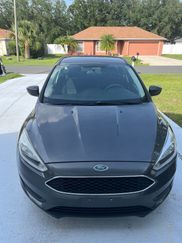 Used 2018 Ford Focus SE image 1