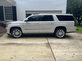 Used 2017 Cadillac Escalade ESV Platinum image 1