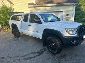 Used 2014 Toyota Tacoma 4x4 Access Cab image 1