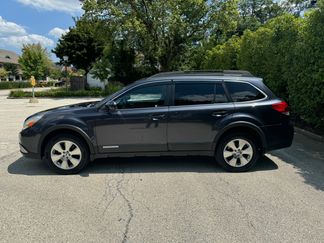 Used 2012 Subaru Outback 3.6R Limited w/ Moonroof Pkg image 1