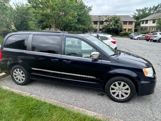 Used 2011 Chrysler Town & Country Touring-L w/ Entertainment Group #2 image 1