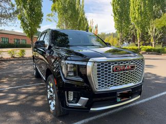 Used 2021 GMC Yukon Denali w/ Denali Premium Package image 1