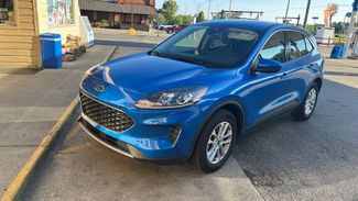 Used 2020 Ford Escape SE image 1