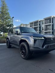 Used 2024 Lexus GX 550 image 1