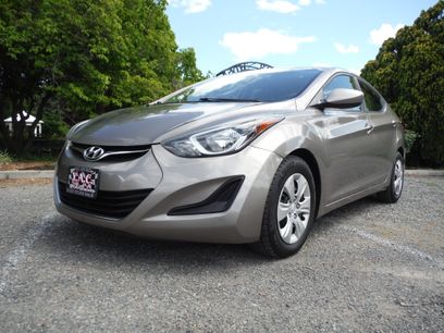 Used 2016 Hyundai Elantra SE