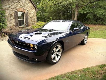 Used 2016 Dodge Challenger R/T